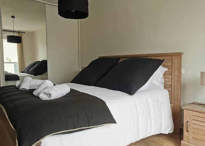 Pontaillac Standing 4 Couchages شقة