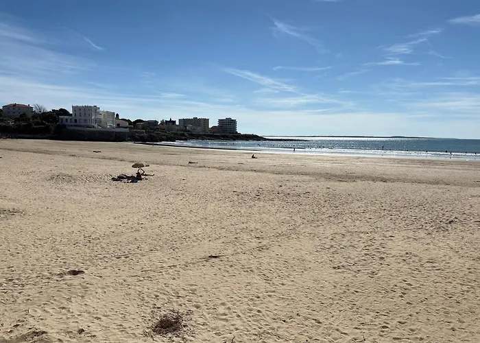 Pontaillac Standing 4 Couchages Apartment *